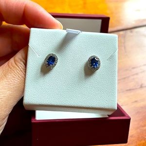 Sapphire studs with filigree detailing from Helzberg Diamonds. Never been worn!